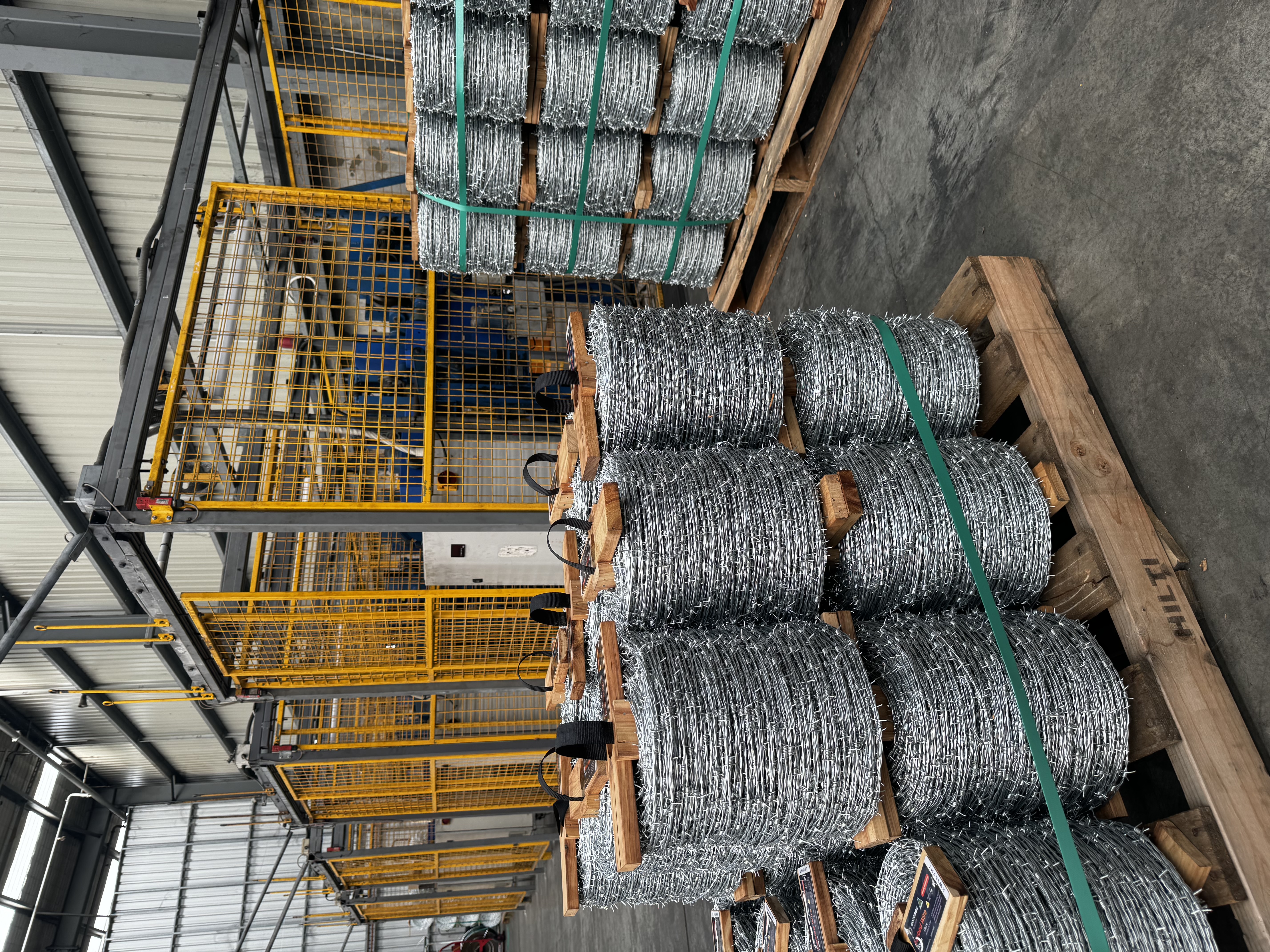 Barbed Wire Roll - 500m